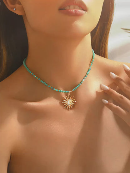 Collar Sol Dorado con Estilo Bohemio Impermeable