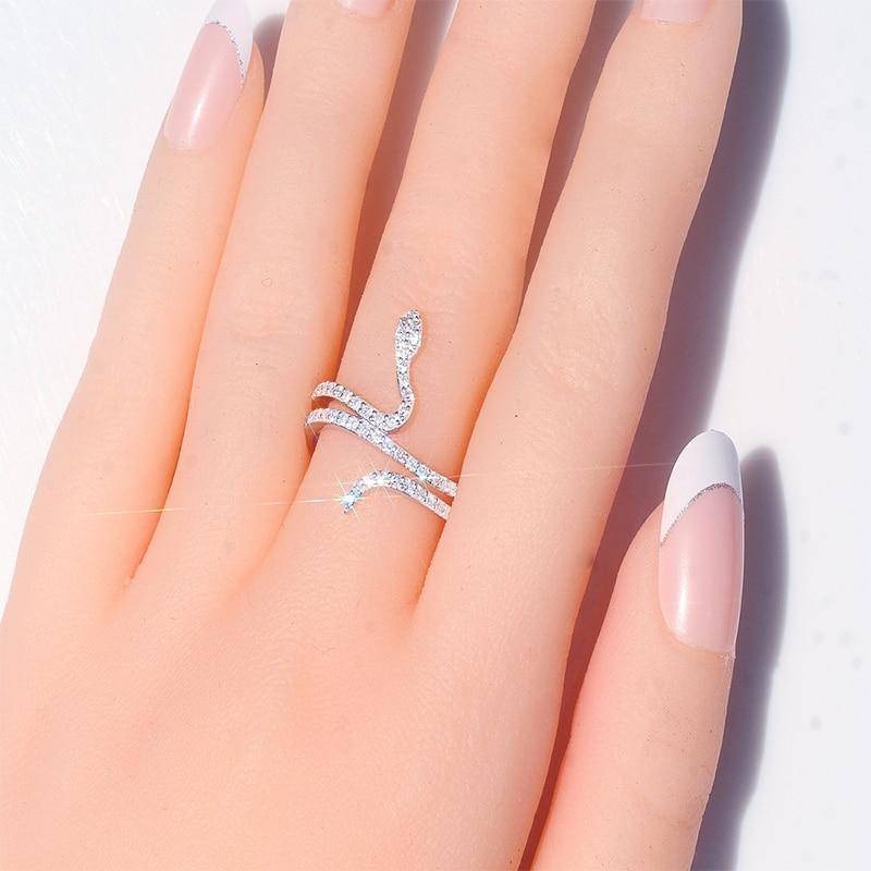 Anillo de serpiente Gorgon