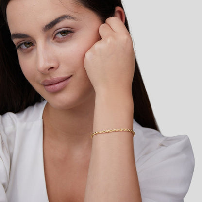 Pulsera de oro trenzada chic